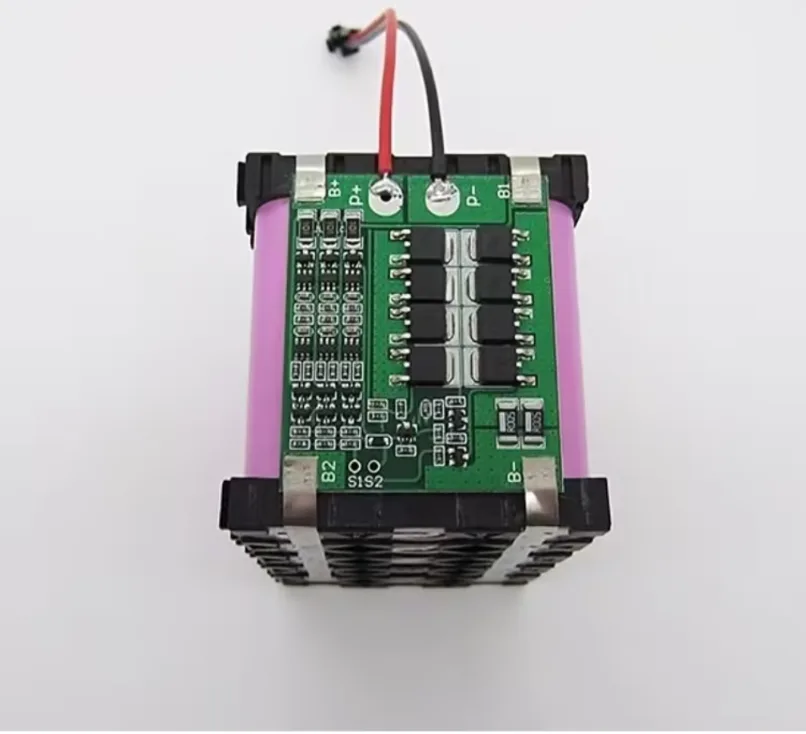 3S/4S Lithium-lon BMS Protection Board with Balancing Function - 40A PCB Circuit Module for 18650 Batteries (11.1V/12.6V/14.8V/16.8V)